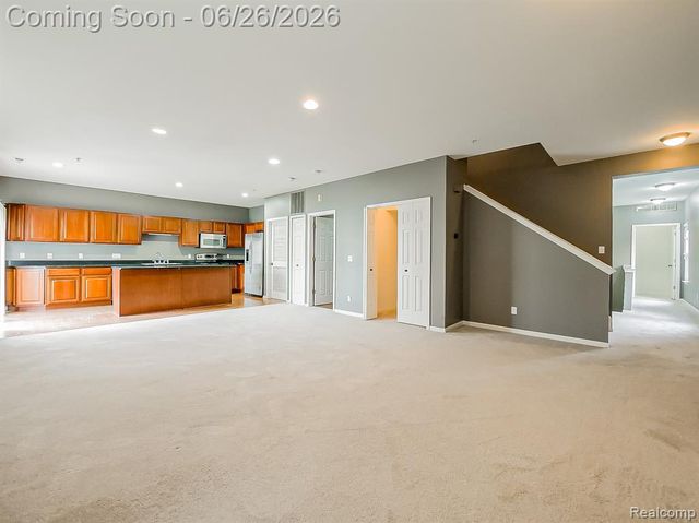 3231 Camden Drive, Troy, MI 48084