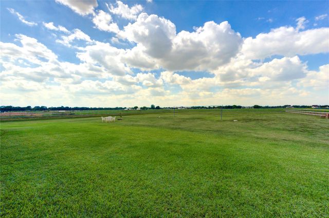 11814 Roesler Road, Needville, TX 77461