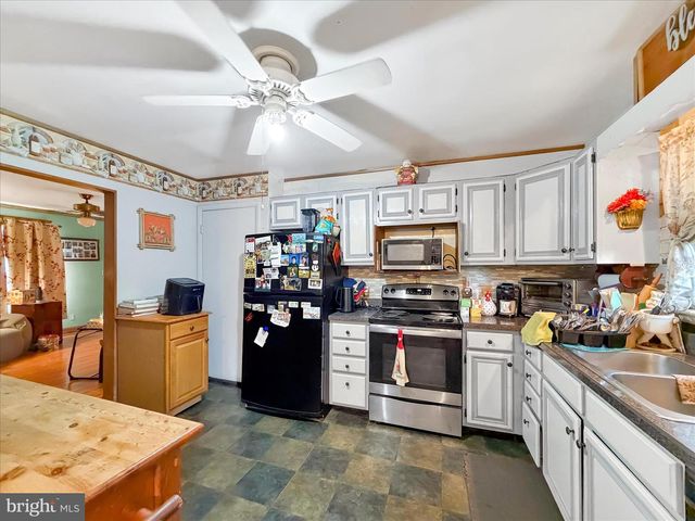 7256 CHURCH RD, Felton, PA 17322