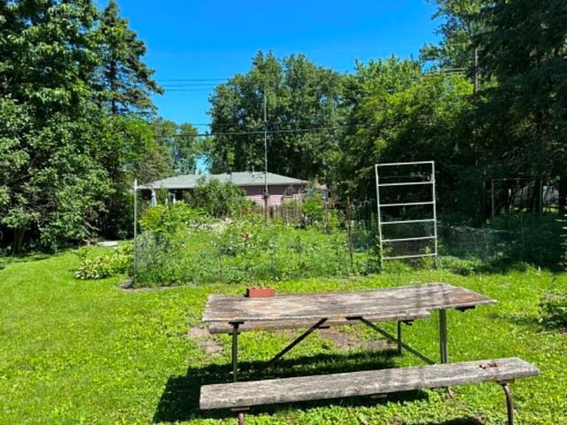 2444 Hayden Avenue, Altoona, WI 54720