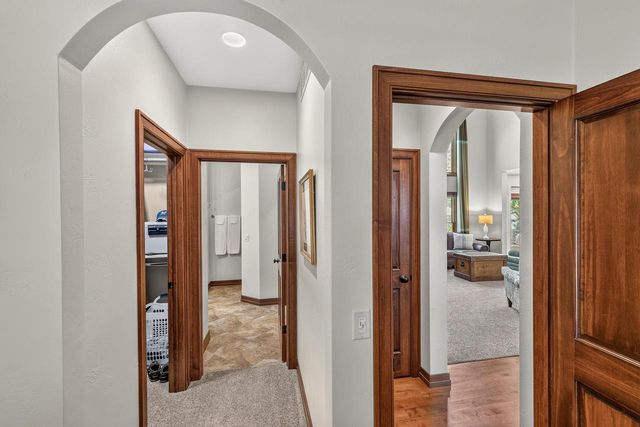 6622 N Kurey DRIVE, Appleton, WI 54913
