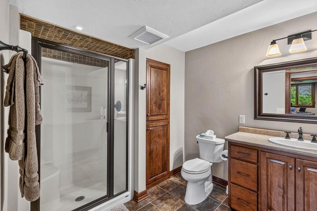 6622 N Kurey DRIVE, Appleton, WI 54913