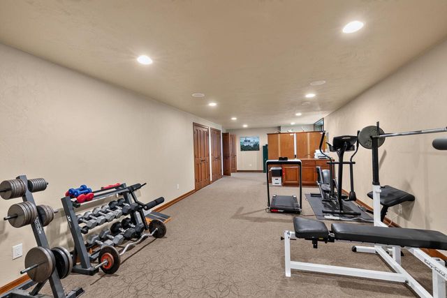 6622 N Kurey DRIVE, Appleton, WI 54913