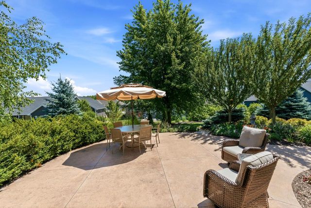 6622 N Kurey DRIVE, Appleton, WI 54913