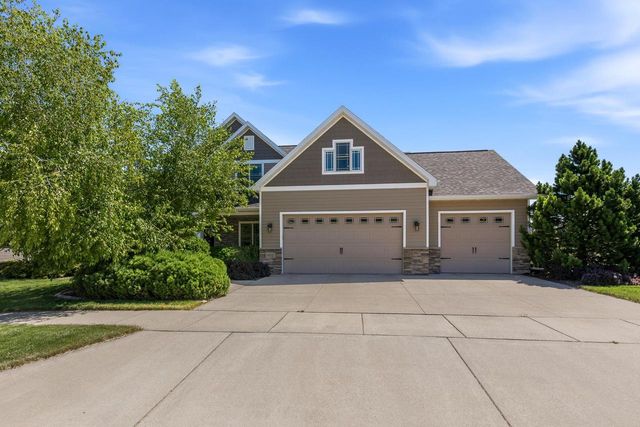 6622 N Kurey DRIVE, Appleton, WI 54913