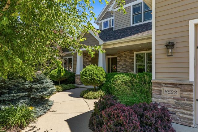 6622 N Kurey DRIVE, Appleton, WI 54913