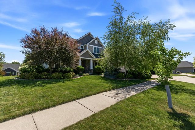 6622 N Kurey DRIVE, Appleton, WI 54913