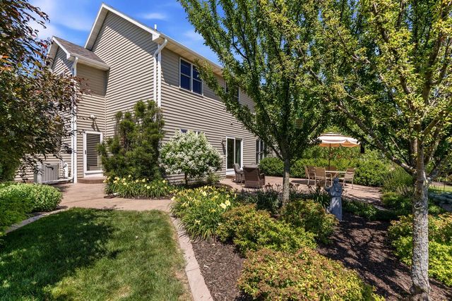 6622 N Kurey DRIVE, Appleton, WI 54913