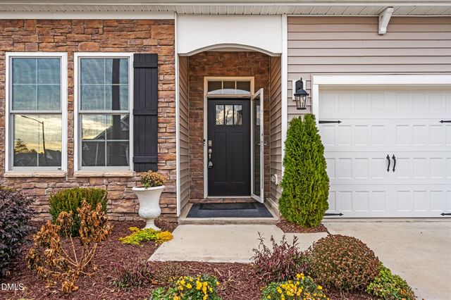 1 Parker Pond Court, Durham, NC 27703