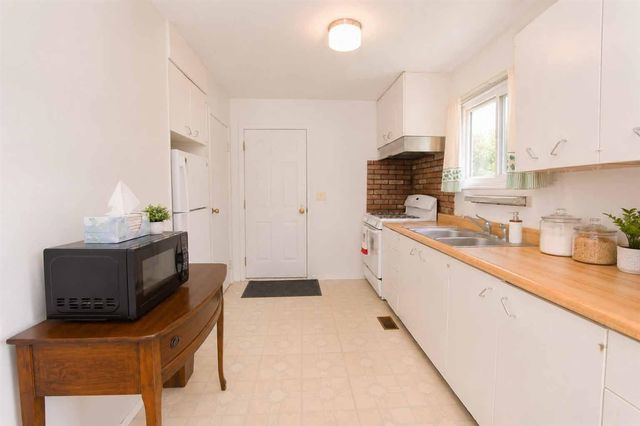 4716 Lexington Avenue, Portage, MI 49002