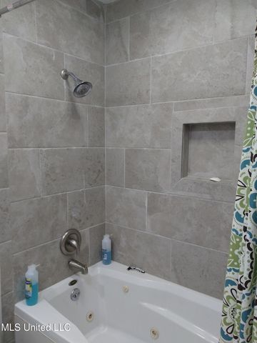 315 N Macarthur Circle, Indianola, MS 38751