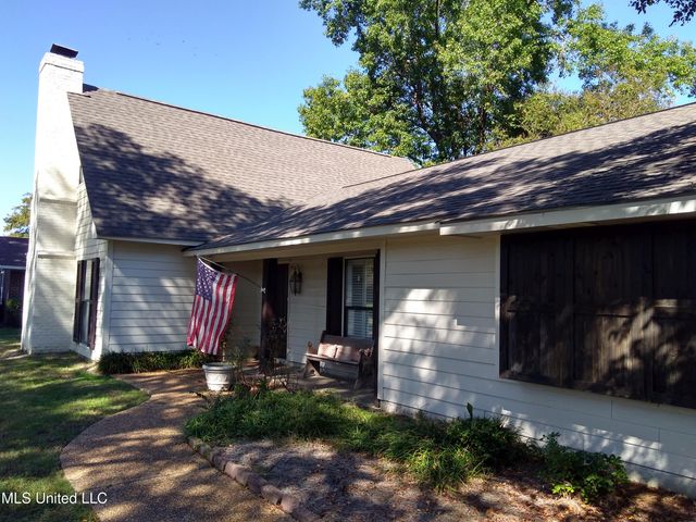 315 N Macarthur Circle, Indianola, MS 38751