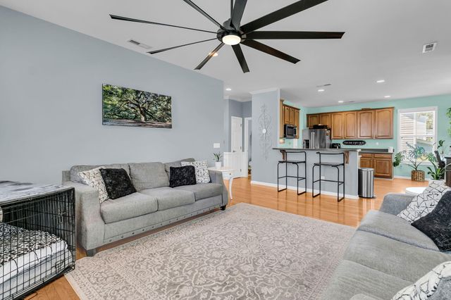 2282 Sandy Point Lane, Mount Pleasant, SC 29466
