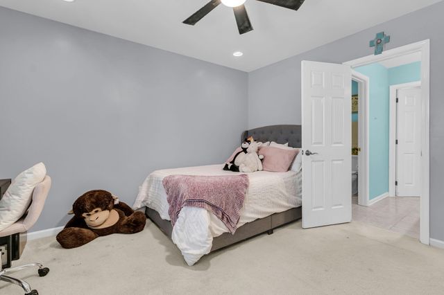 2282 Sandy Point Lane, Mount Pleasant, SC 29466