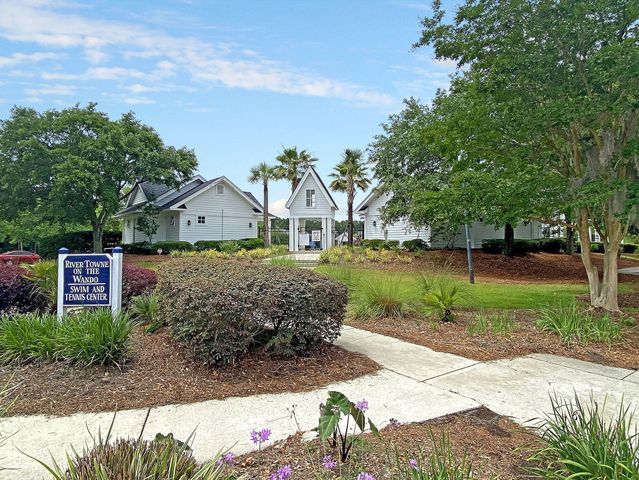 2282 Sandy Point Lane, Mount Pleasant, SC 29466