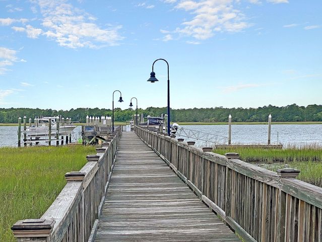 2282 Sandy Point Lane, Mount Pleasant, SC 29466