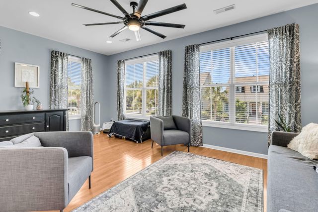 2282 Sandy Point Lane, Mount Pleasant, SC 29466