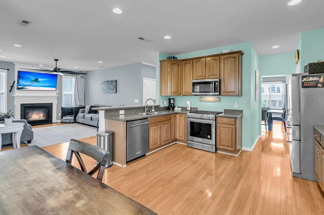 2282 Sandy Point Lane, Mount Pleasant, SC 29466