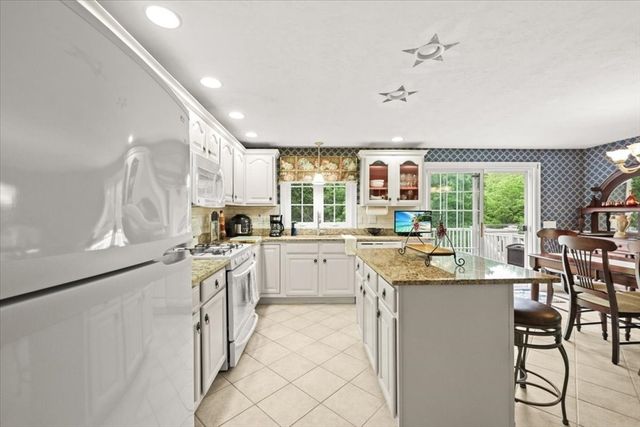 474 Crescent St, East Bridgewater, MA 02333