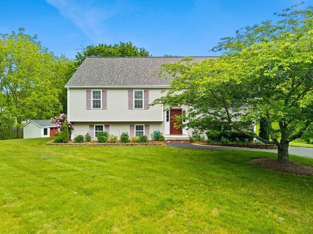 474 Crescent St, East Bridgewater, MA 02333