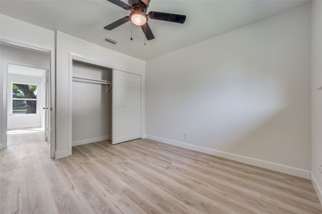 2800 Arcadia Lane, Carrollton, TX 75007