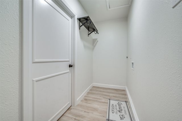 2800 Arcadia Lane, Carrollton, TX 75007