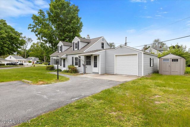 1043 Inner Drive, Rotterdam, NY 12303
