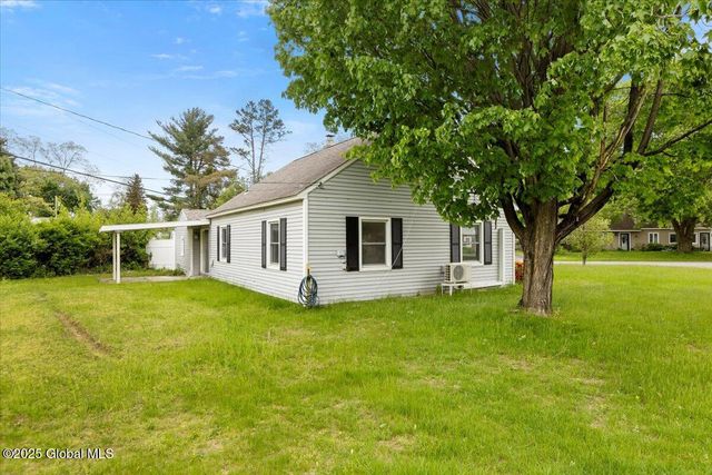1043 Inner Drive, Rotterdam, NY 12303