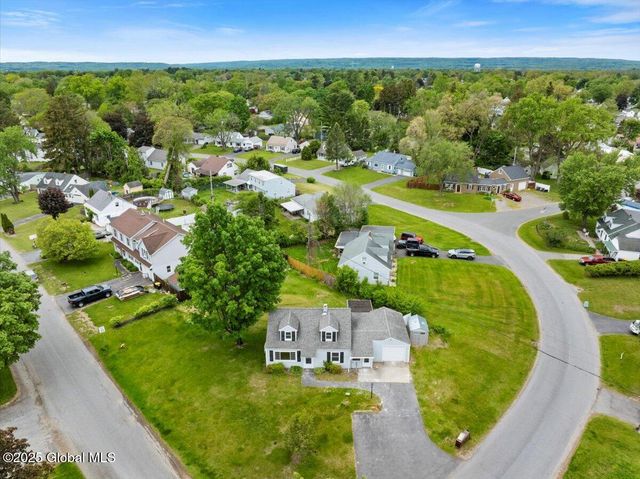 1043 Inner Drive, Rotterdam, NY 12303