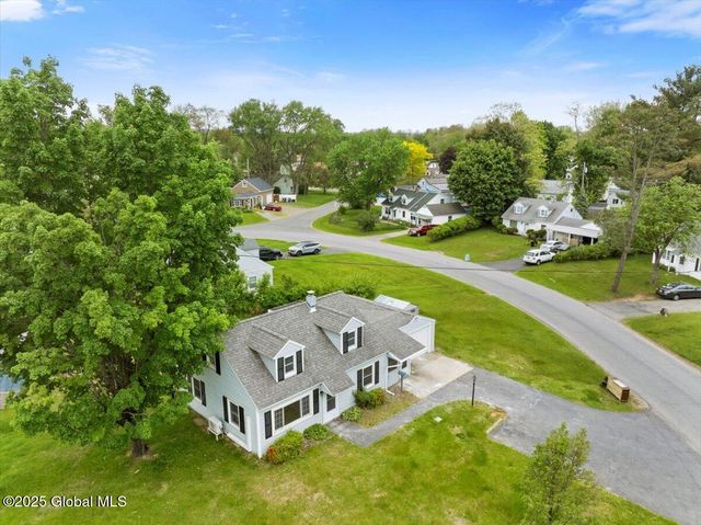 1043 Inner Drive, Rotterdam, NY 12303