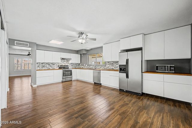 8629 E FILLMORE Street, Scottsdale, AZ 85257