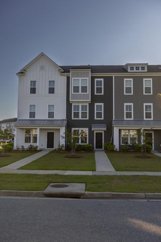 170 Yorkshire Drive 8, Moncks Corner, SC 29461
