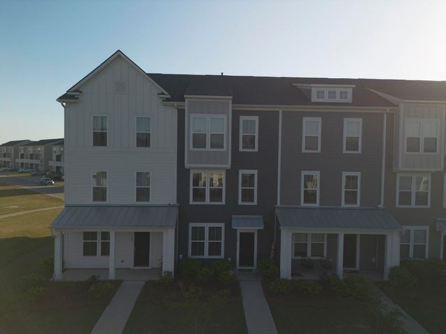 170 Yorkshire Drive 8, Moncks Corner, SC 29461