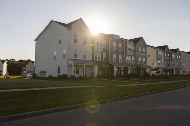 170 Yorkshire Drive 8, Moncks Corner, SC 29461