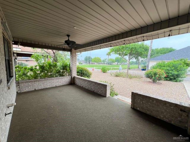 812 Santa Anna Drive, Alamo, TX 78516