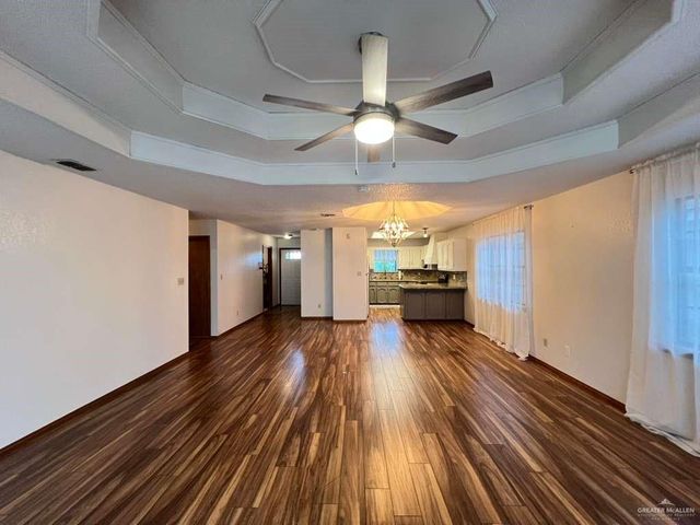 812 Santa Anna Drive, Alamo, TX 78516