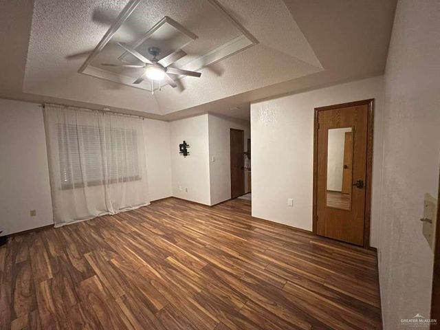 812 Santa Anna Drive, Alamo, TX 78516