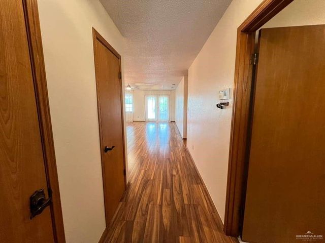 812 Santa Anna Drive, Alamo, TX 78516