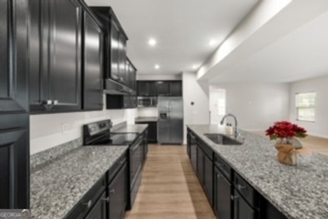 1049 Climbing Rose Way, Mcdonough, GA 30253