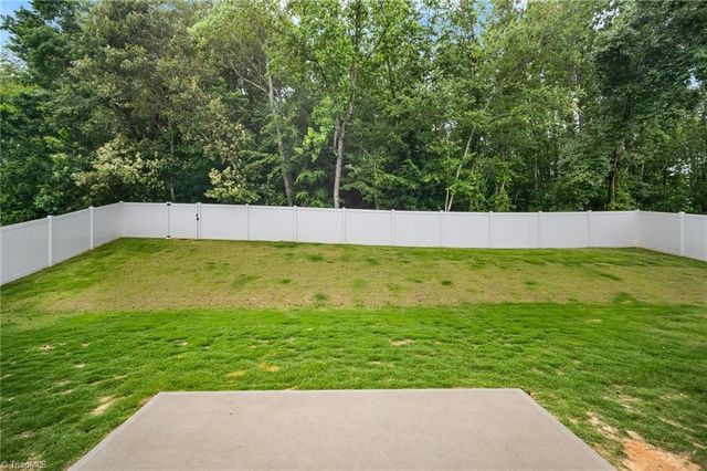 601 Tobacco Road, Lexington, NC 27295