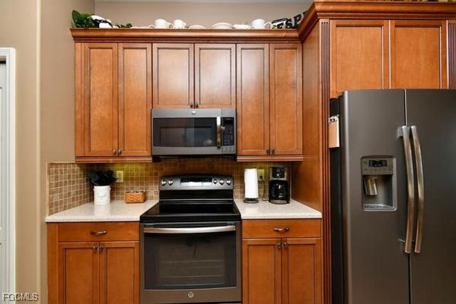 2161 Berkley WAY, Lehigh Acres, FL 33973