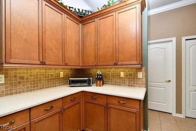 2161 Berkley WAY, Lehigh Acres, FL 33973