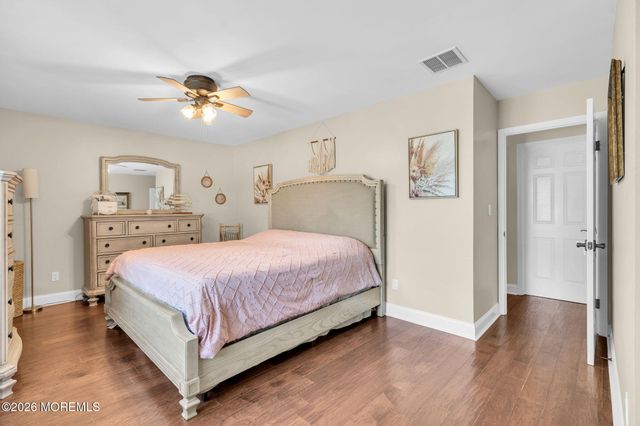 14 Monterey Lane, Manalapan, NJ 07726