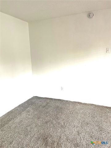 925 Holly Street, Copperas Cove, TX 76522