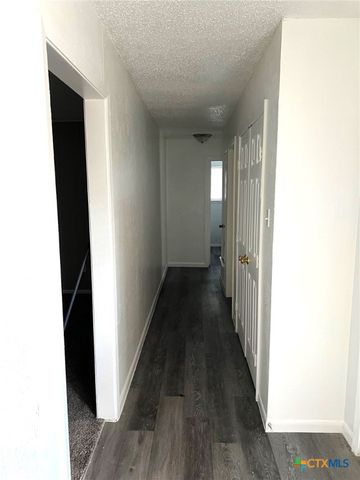 925 Holly Street, Copperas Cove, TX 76522