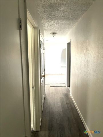 925 Holly Street, Copperas Cove, TX 76522