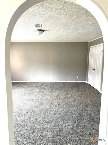 925 Holly Street, Copperas Cove, TX 76522