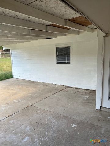 925 Holly Street, Copperas Cove, TX 76522