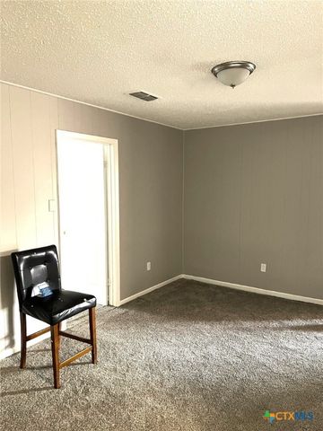 925 Holly Street, Copperas Cove, TX 76522