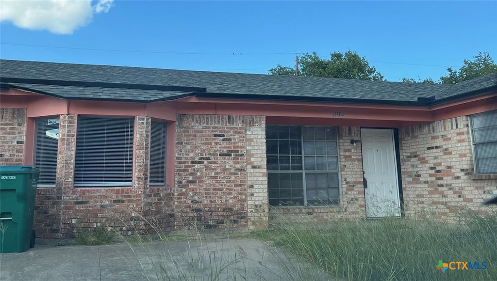 925 Holly Street, Copperas Cove, TX 76522